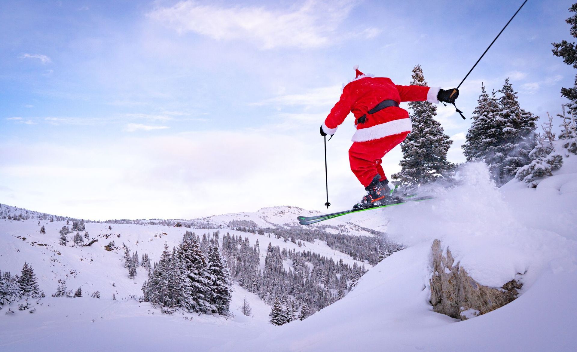 2000x1220 Jpg S B3 2022 Dec1 Sunshine Village Jillian Tester Santa
