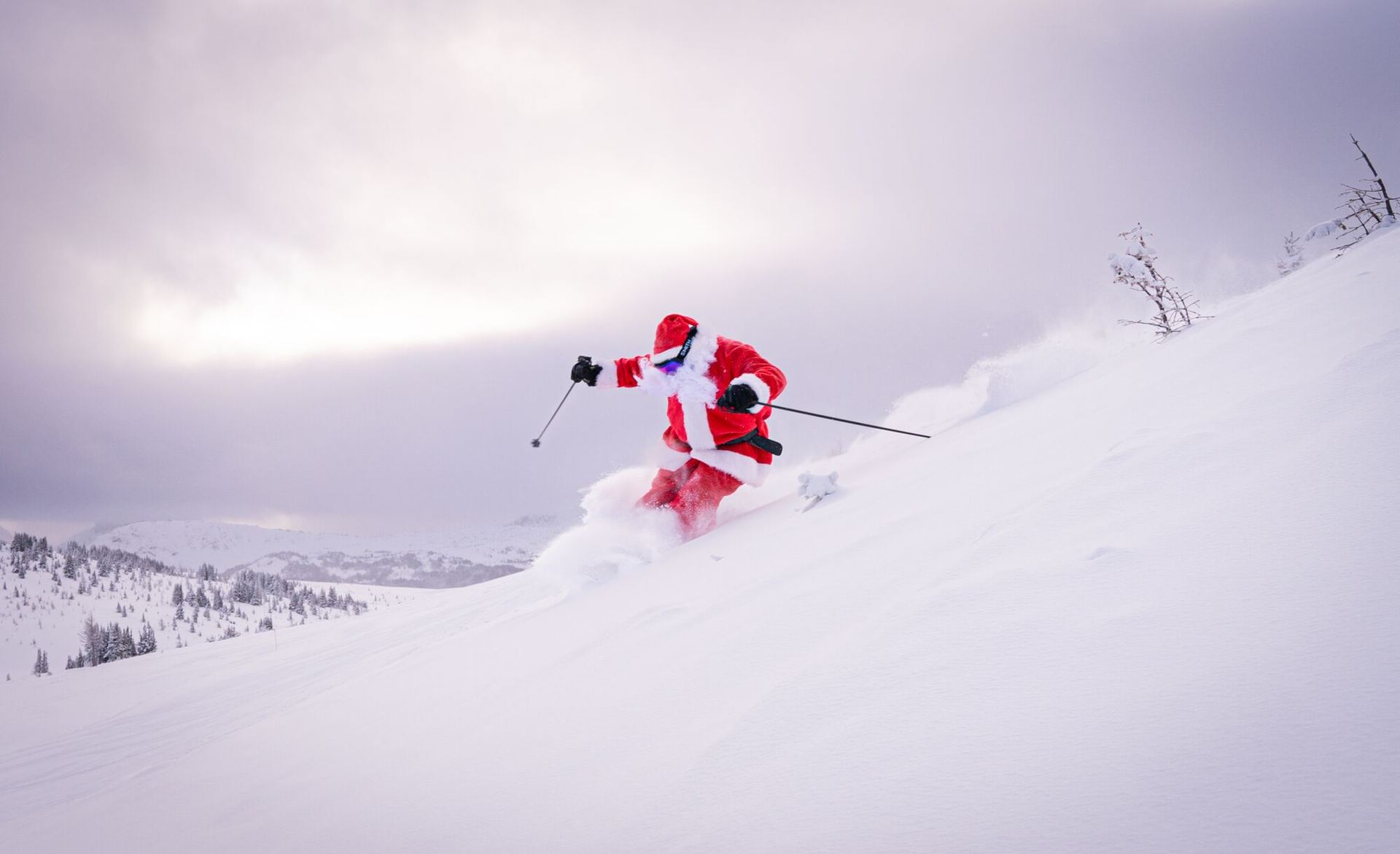 2000x1220 Jpg S B3 2022 Dec1 Sunshine Village Jillian Tester Santa (1)